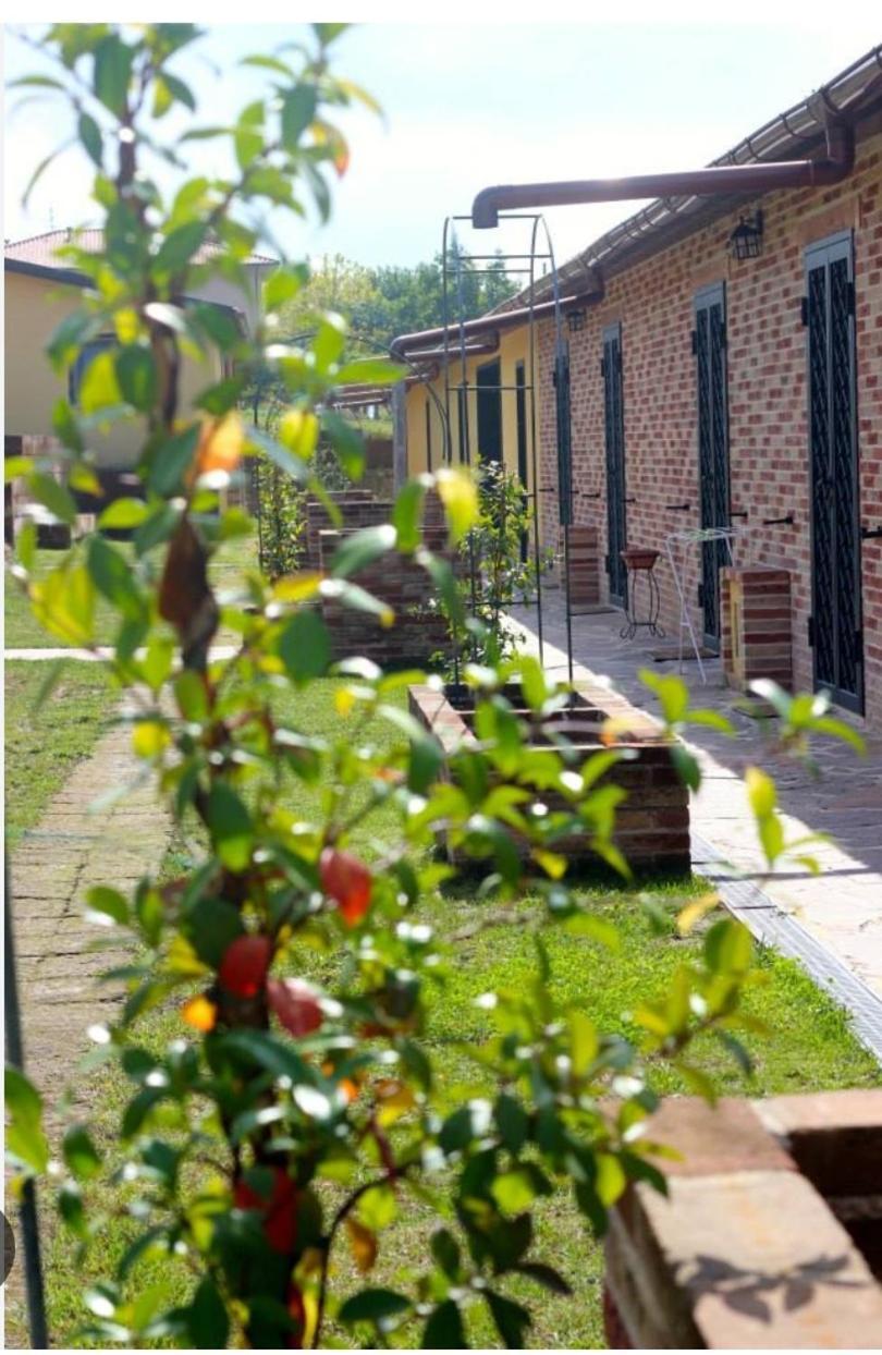 فيلا Agriturismo Sentiero Delle Fiabe سيرولو المظهر الخارجي الصورة