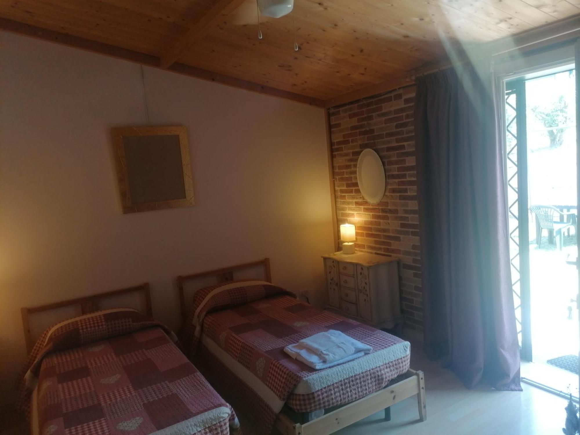 فيلا Agriturismo Sentiero Delle Fiabe سيرولو الغرفة الصورة